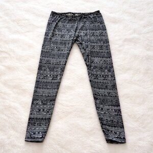 Bobbie Brooks Ladies Black & White Elephant Print Leggings Size M